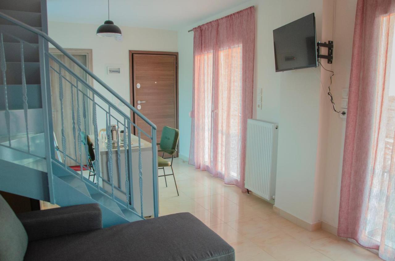 Garden'S Sunset Αvra Apartment เนอา มิคานิโอนา ภายนอก รูปภาพ